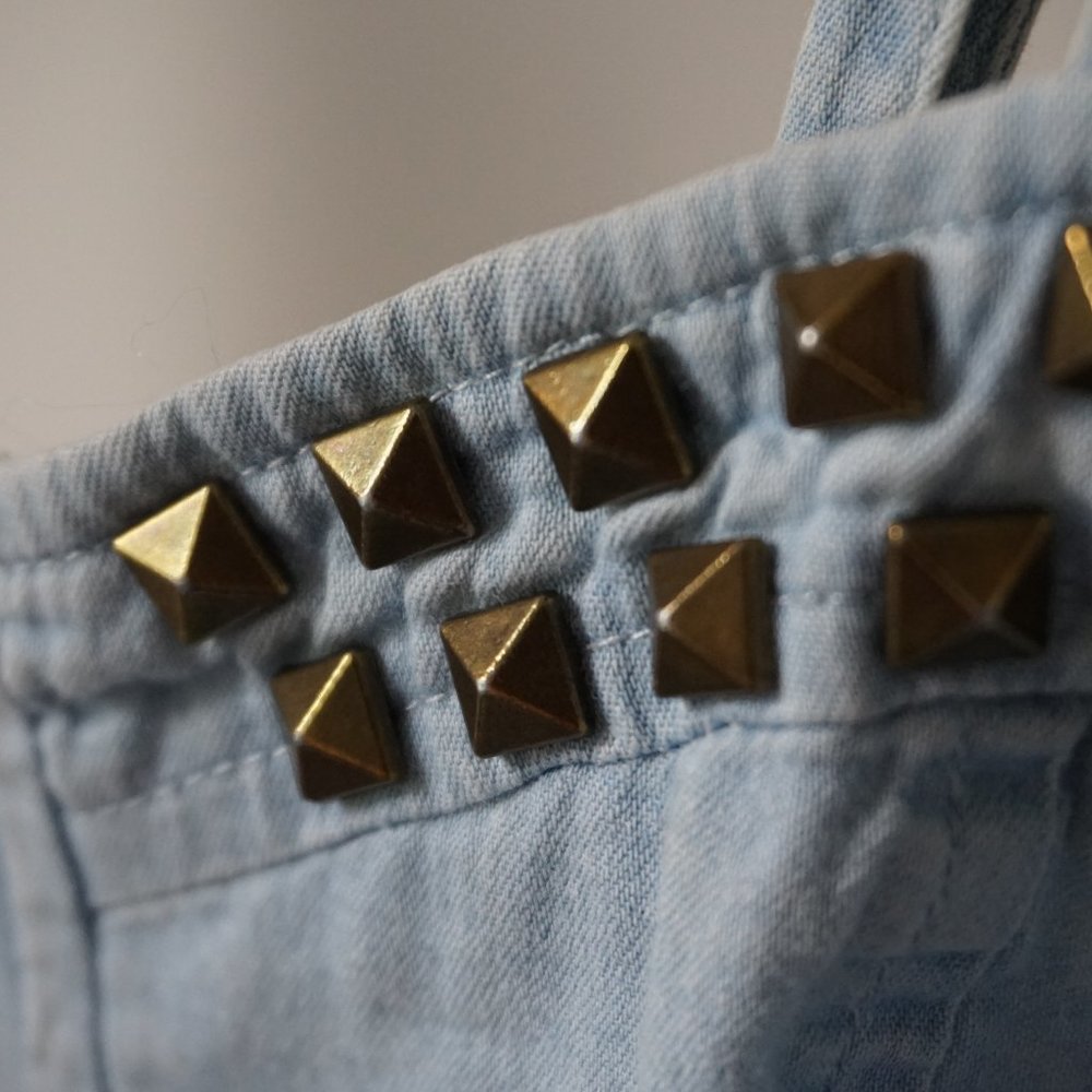 Light dress in jeans and light fabric - Picture 6 of 7